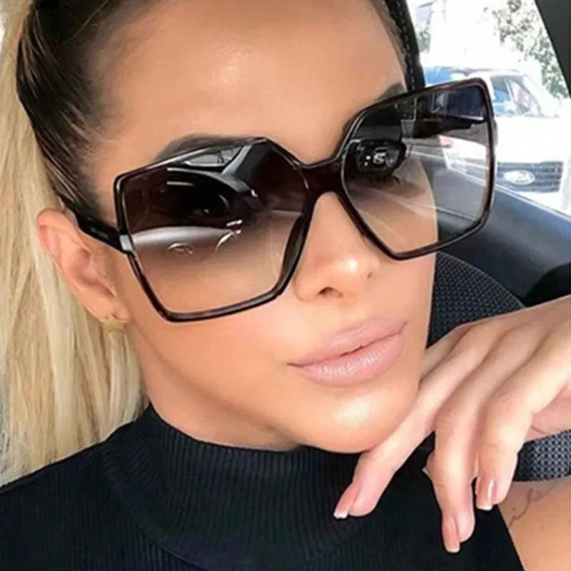 Stylische Oversize-Sonnenbrille